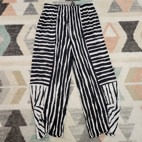 IC COLLECTION Pants & Jumpsuits Ic By Connie K Travel Knit Pants